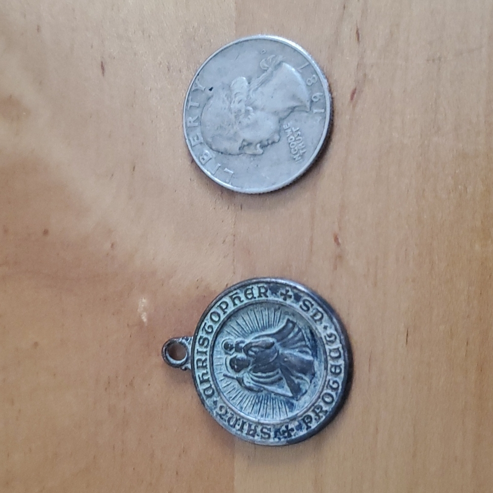 VINTAGE MEDAL ST CHRISTOPHER SCAPULAR MEDAL - Picture 3 of 4